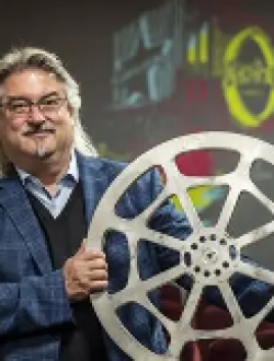 迈克尔·哈鲍尔