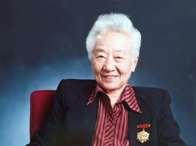 于蓝肖像.jpg