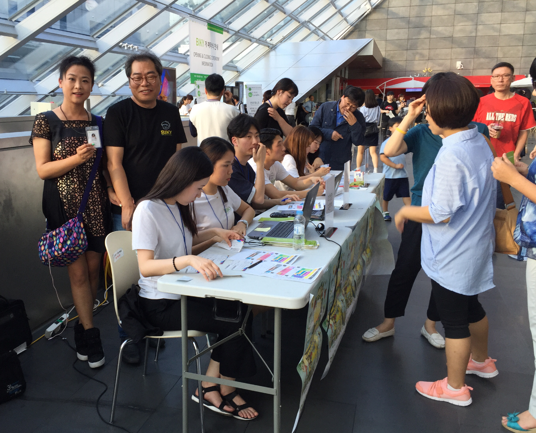 2016年参加韩国釜山国际儿童电影节2.jpg